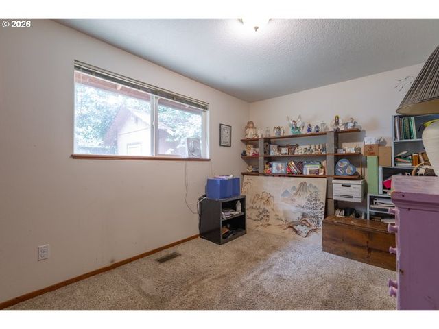 3021 Se 129TH Ave, Portland, OR 97236