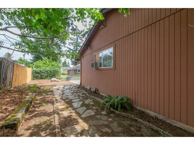 3021 Se 129TH Ave, Portland, OR 97236