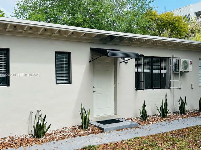 417 SE 14th Ct 2, Fort Lauderdale, FL 33316