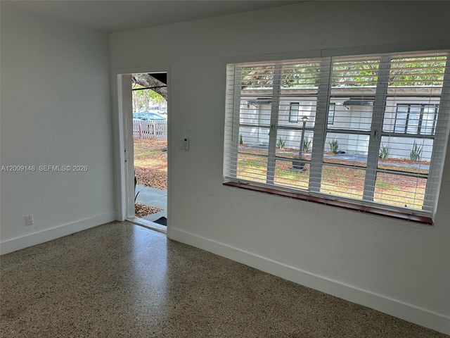 417 SE 14th Ct 2, Fort Lauderdale, FL 33316