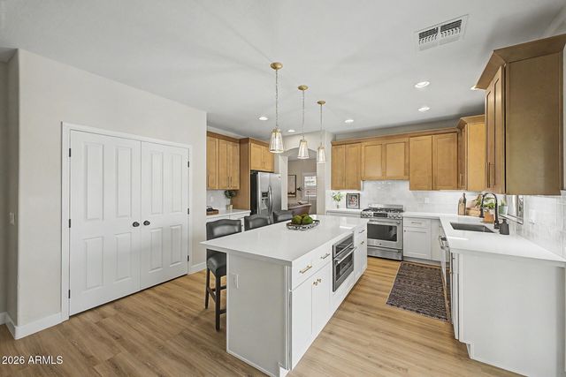3015 E PACKARD Drive, Gilbert, AZ 85298