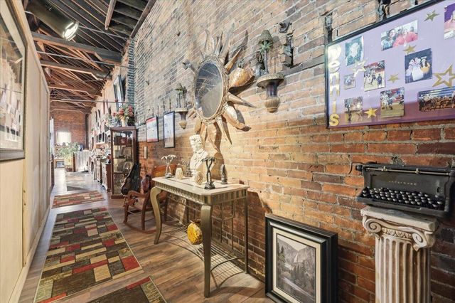 409 W Gambier Street, Mount Vernon, OH 43050
