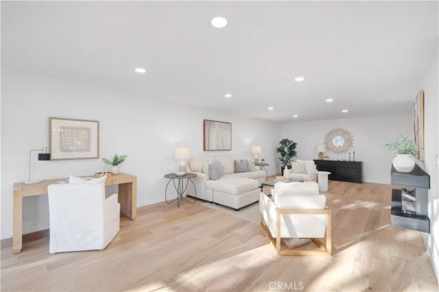 32735 Seagate Drive 108, Rancho Palos Verdes, CA 90275