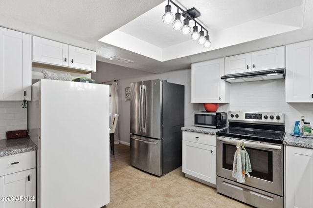 15633 N 63RD Street, Scottsdale, AZ 85254