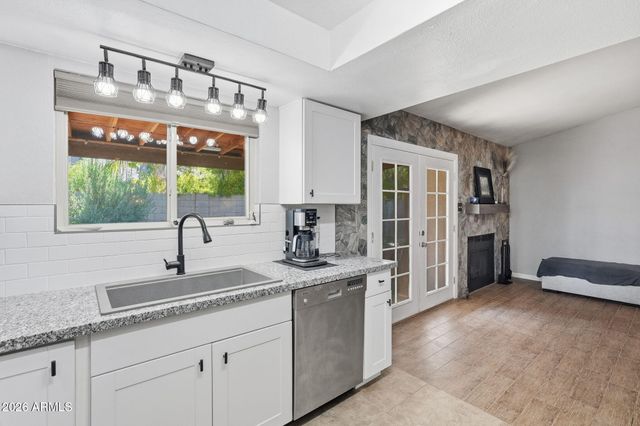 15633 N 63RD Street, Scottsdale, AZ 85254