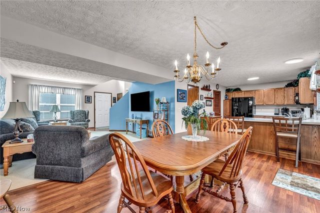 6472 Monroe Lane, North Ridgeville, OH 44039