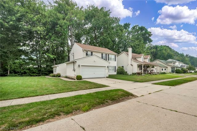 6472 Monroe Lane, North Ridgeville, OH 44039