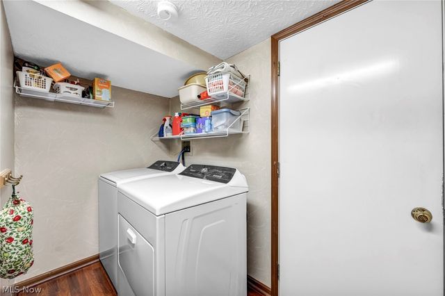 6472 Monroe Lane, North Ridgeville, OH 44039