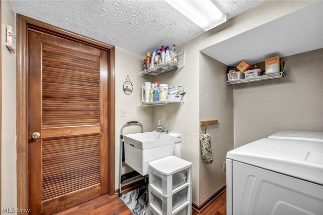 6472 Monroe Lane, North Ridgeville, OH 44039