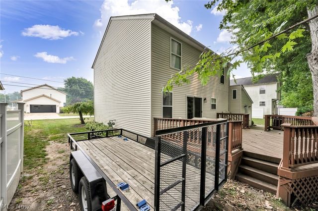 6472 Monroe Lane, North Ridgeville, OH 44039