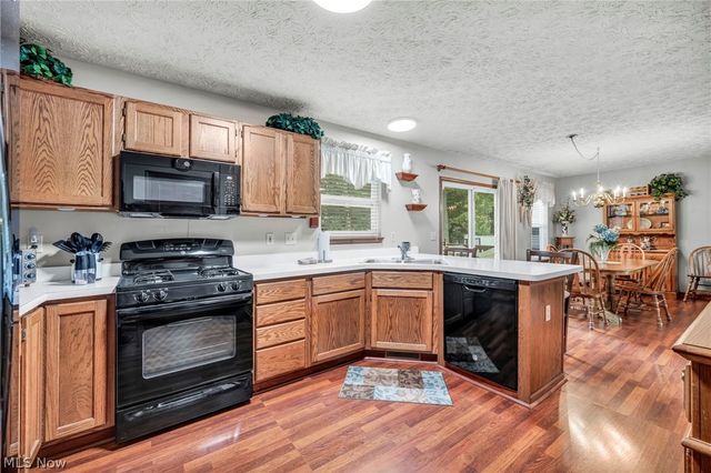 6472 Monroe Lane, North Ridgeville, OH 44039