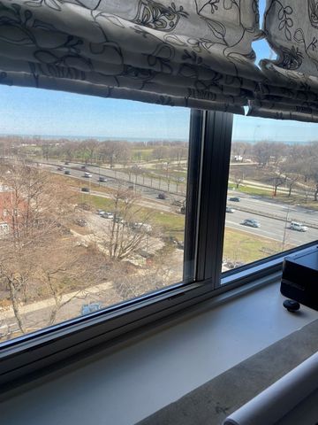 4250 N MARINE Drive 905, Chicago, IL 60613