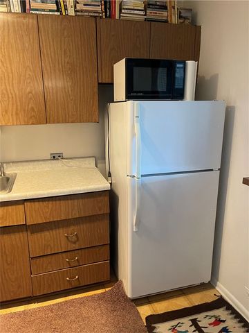 4250 N MARINE Drive 905, Chicago, IL 60613