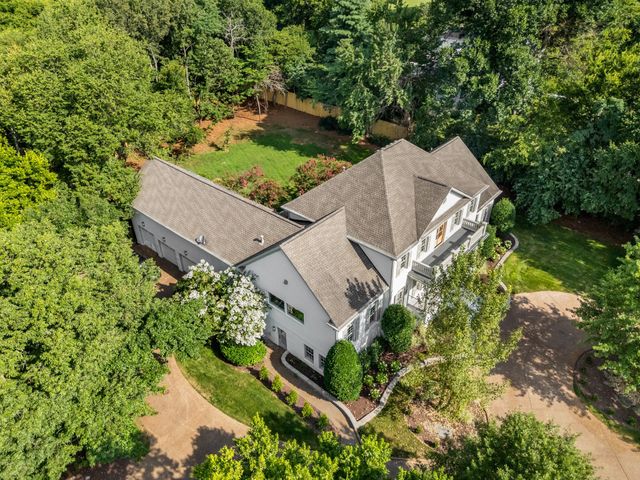 1115 Wilson Pike, Brentwood, TN 37027