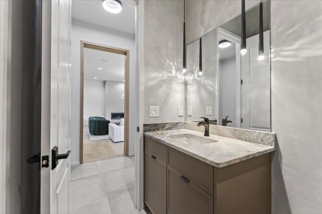 1115 Wilson Pike, Brentwood, TN 37027