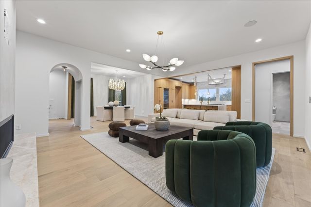 1115 Wilson Pike, Brentwood, TN 37027