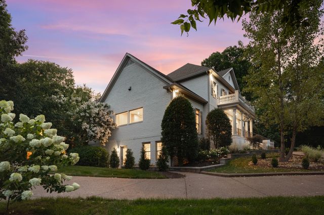 1115 Wilson Pike, Brentwood, TN 37027