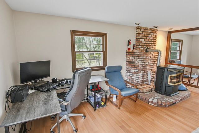 15 Lincoln Street, Pelham, NH 03076