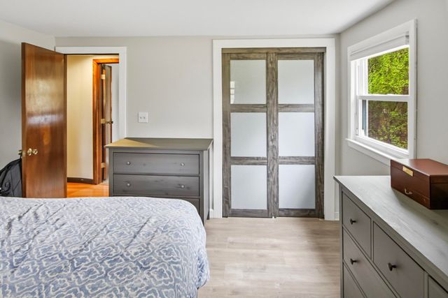 15 Lincoln Street, Pelham, NH 03076