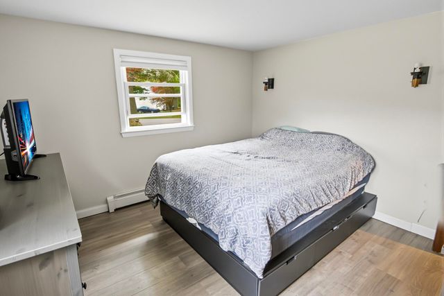 15 Lincoln Street, Pelham, NH 03076