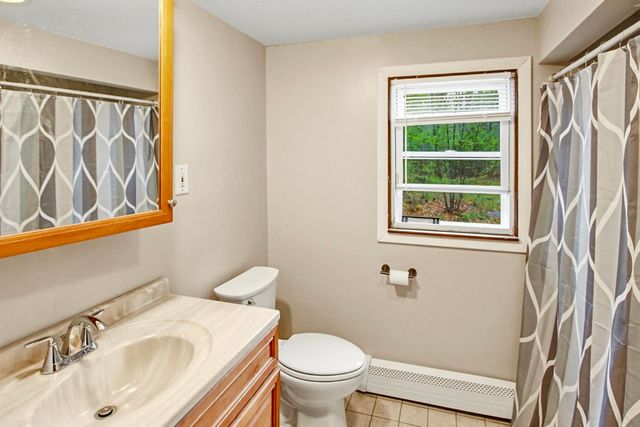15 Lincoln Street, Pelham, NH 03076