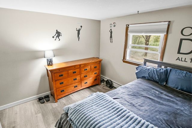 15 Lincoln Street, Pelham, NH 03076