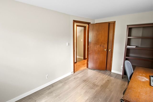 15 Lincoln Street, Pelham, NH 03076