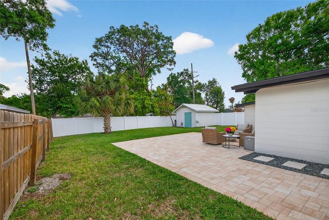 4905 N MENDENHALL DRIVE, Tampa, FL 33603