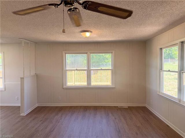 400 Junior Street, High Point, NC 27260