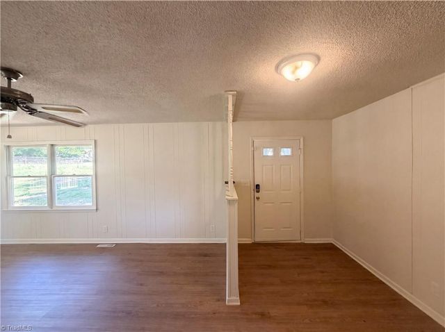 400 Junior Street, High Point, NC 27260