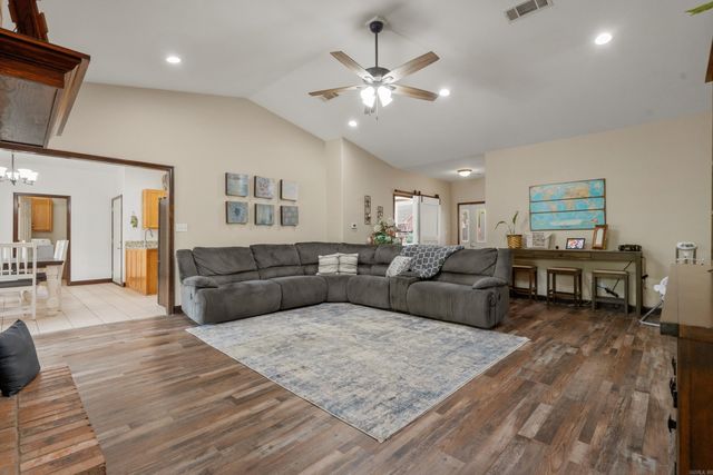 149 White Eagle Trail, Hot Springs, AR 71913