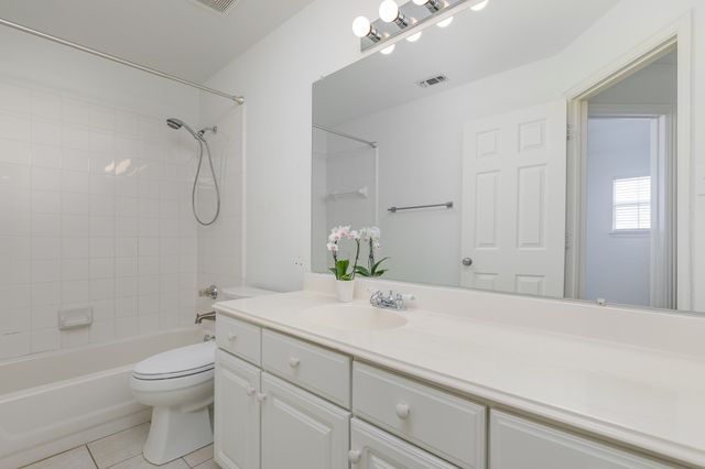 14617 Woodshadow Lane, Addison, TX 75001