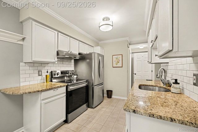 3388 Gingell Drive, Orion Charter Township, MI 48359