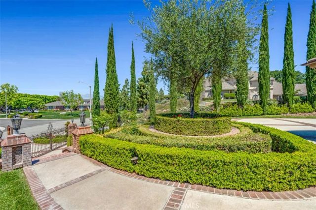 7190 Wyndham Hill, Riverside, CA 92506