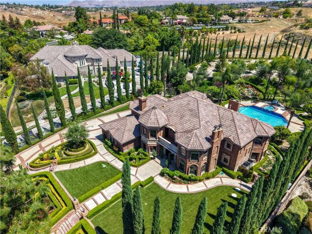 7190 Wyndham Hill, Riverside, CA 92506