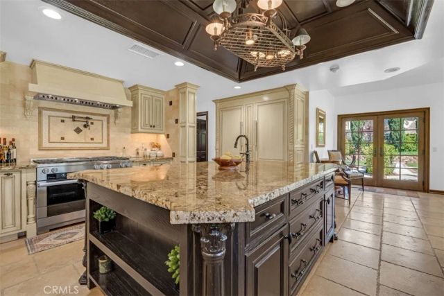 7190 Wyndham Hill, Riverside, CA 92506
