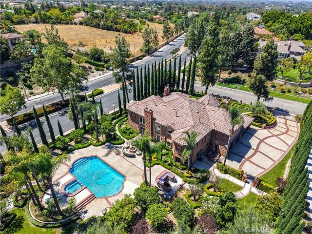 7190 Wyndham Hill, Riverside, CA 92506