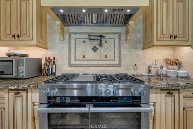 7190 Wyndham Hill, Riverside, CA 92506