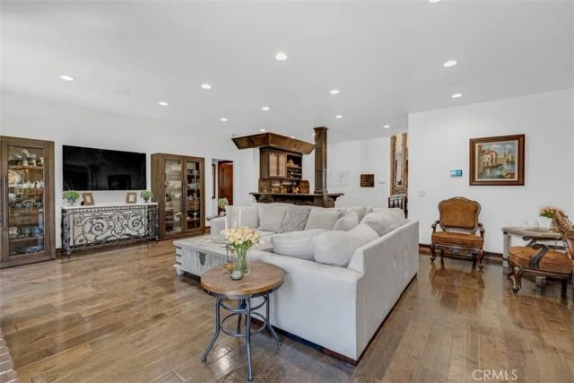 7190 Wyndham Hill, Riverside, CA 92506