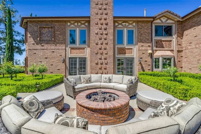 7190 Wyndham Hill, Riverside, CA 92506