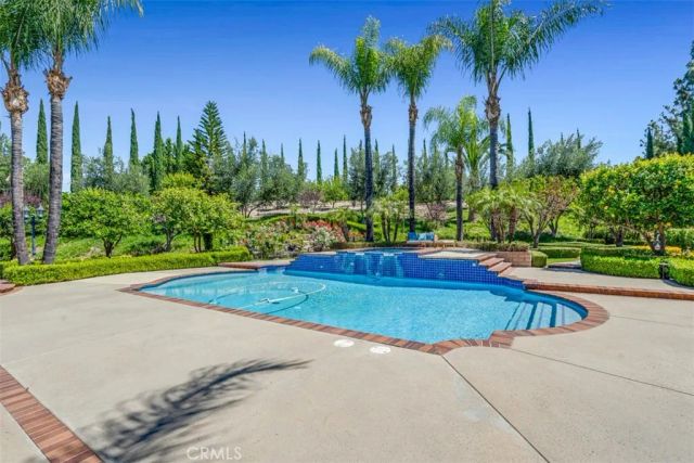 7190 Wyndham Hill, Riverside, CA 92506