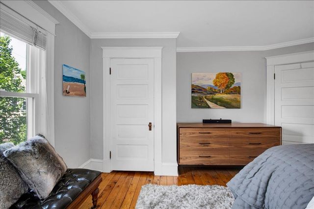 16 Isham Street, Burlington, VT 05401