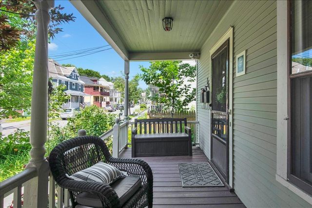 16 Isham Street, Burlington, VT 05401