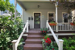 16 Isham Street, Burlington, VT 05401