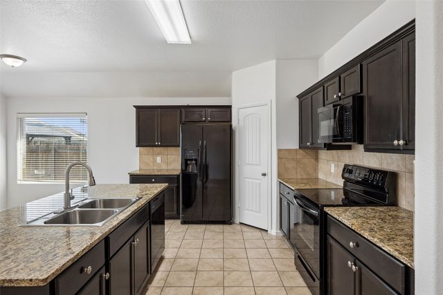 4236 Gallowgate Drive, Fort Worth, TX 76123