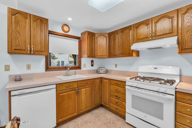 1003 4th Avenue, Wall, NJ 07719
