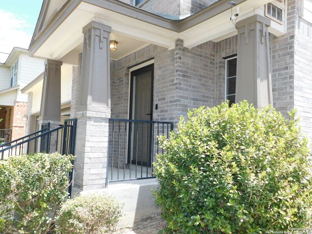 10386 Oakwood Crest, San Antonio, TX 78245