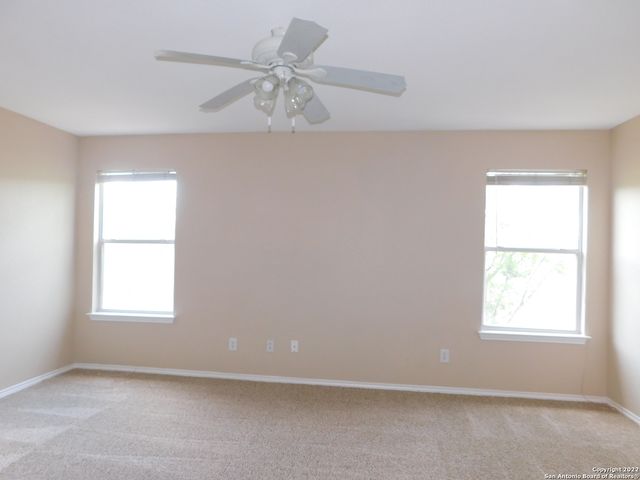 10386 Oakwood Crest, San Antonio, TX 78245