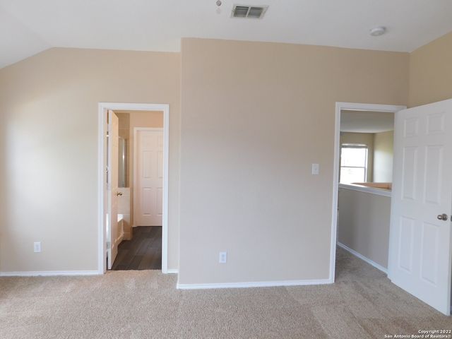 10386 Oakwood Crest, San Antonio, TX 78245