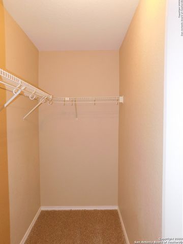 10386 Oakwood Crest, San Antonio, TX 78245